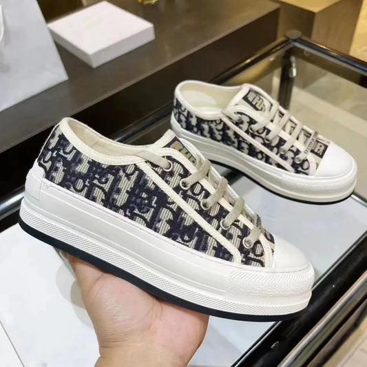 >Dior